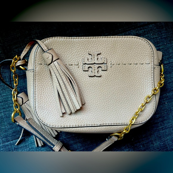 TORY BURCH Leather THEA Camera Bag Crossbody Shoulder Bag Tassels LIGHT PINK - Picture 4 of 4